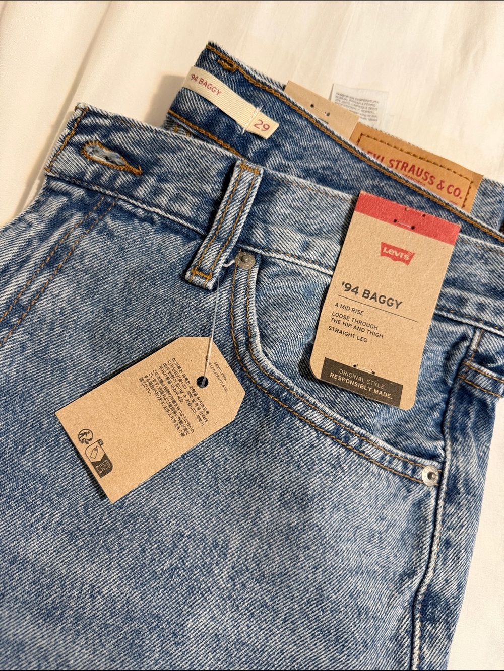 Levi's '94 Baggy Men's Jeans in Light Blue Denim